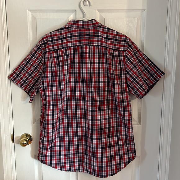 Old Navy Men’s Large Short Sleeve Button Up Shirt - Picture 2 of 4
